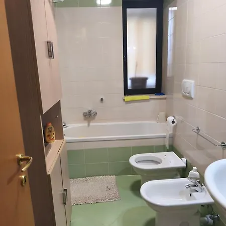 شقة Casa Vacanze In Centro ريتشيوني